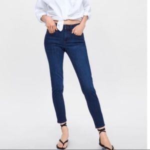 Zara Z1975 basic denim skinny jeans in EUC